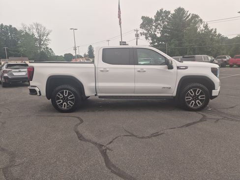 Certified 2023 GMC Sierra 1500 AT4 w/ Technology Package AWD/4WD image 6