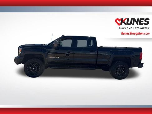 Used 2018 GMC Sierra 2500 SLT w/ Duramax Plus Package AWD/4WD image 6
