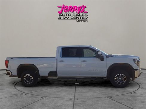 Used 2024 GMC Sierra 3500 SLE image 6
