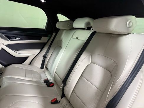 Certified 2026 Jaguar F-PACE R-Dynamic S image 18