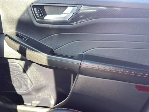 Used 2023 Ford Escape ST-Line w/ Tech Pack #1 image 24