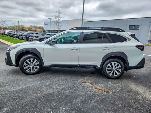 Certified 2025 Subaru Outback Premium w/ Popular Package #1A image 6