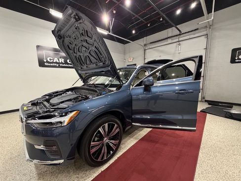 Used 2023 Volvo XC60 B5 Plus w/ Climate Package AWD/4WD image 56