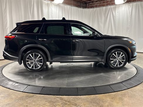 Certified 2025 INFINITI QX60 Luxe w/ Black Edition AWD/4WD image 9