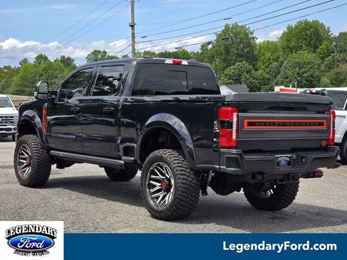 Used 2024 Ford F250 Lariat w/ Lariat Ultimate Package AWD/4WD image 2