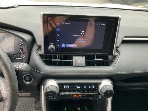 Used 2024 Toyota RAV4 XLE w/ Convenience Package FWD image 14