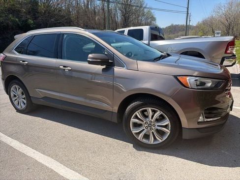 Used 2019 Ford Edge Titanium AWD/4WD image 15