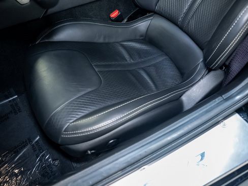 Used 2013 SRT Viper GTS w/ GTS Laguna Interior Pkg image 34