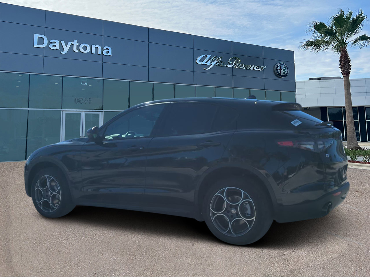 New 2025 Alfa Romeo Stelvio Sprint w/ Convenience Package AWD/4WD image 5
