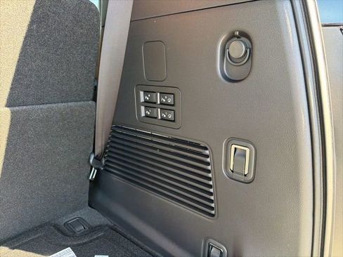 New 2026 Nissan Armada SL w/ Captain's Chari Seat Package image 31