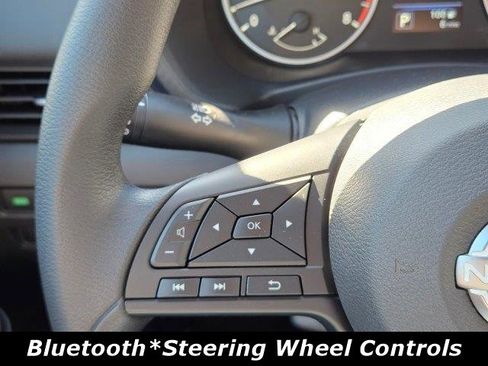 Used 2025 Nissan Sentra S image 4