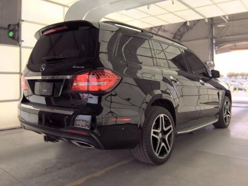 Used 2017 Mercedes-Benz GLS 550 4MATIC image 3