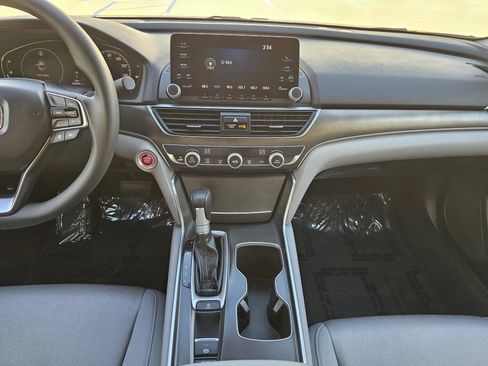 Used 2019 Honda Accord LX image 21