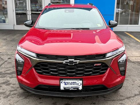 New 2026 Chevrolet Trax RS w/ Sunroof Package image 2