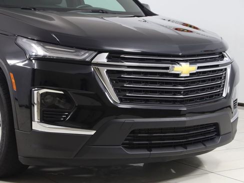 Used 2023 Chevrolet Traverse LT w/ LT Premium Package AWD/4WD image 40