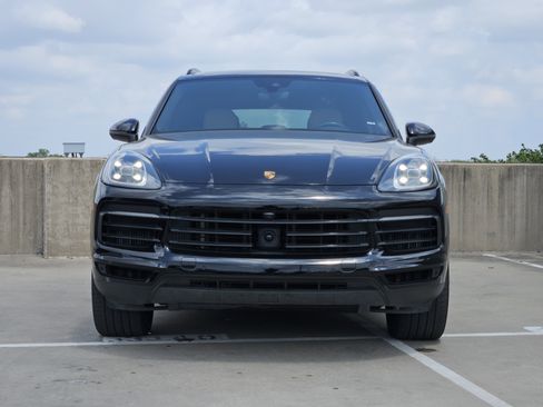 Certified 2023 Porsche Cayenne image 11