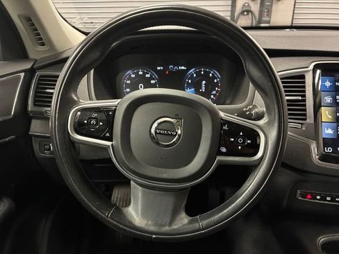 Used 2020 Volvo XC90 T5 Momentum w/ Protection Package Premier FWD image 14