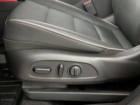 Used 2021 Chevrolet TrailBlazer RS w/ Technology Package AWD/4WD image 13