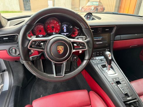 Used 2018 Porsche 911 GT3 RS image 24