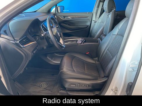 Used 2024 Buick Enclave Avenir w/ Avenir Technology Package image 10