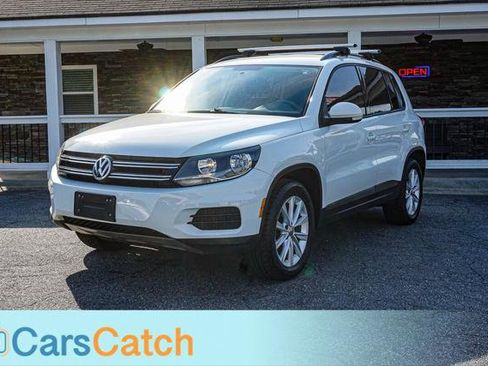 Used 2017 Volkswagen Tiguan Limited w/ Premium Package image 12