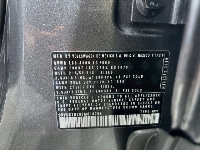 Certified 2025 Volkswagen Taos SE AWD/4WD image 33