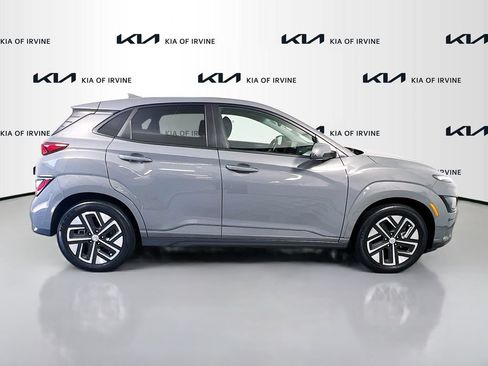Used 2023 Hyundai Kona SEL w/ Cargo Package FWD image 9