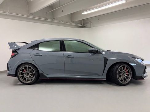 Used 2020 Honda Civic Type R image 6
