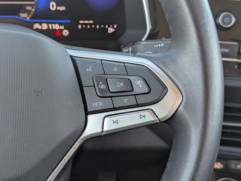 Used 2024 Volkswagen Jetta SE image 23