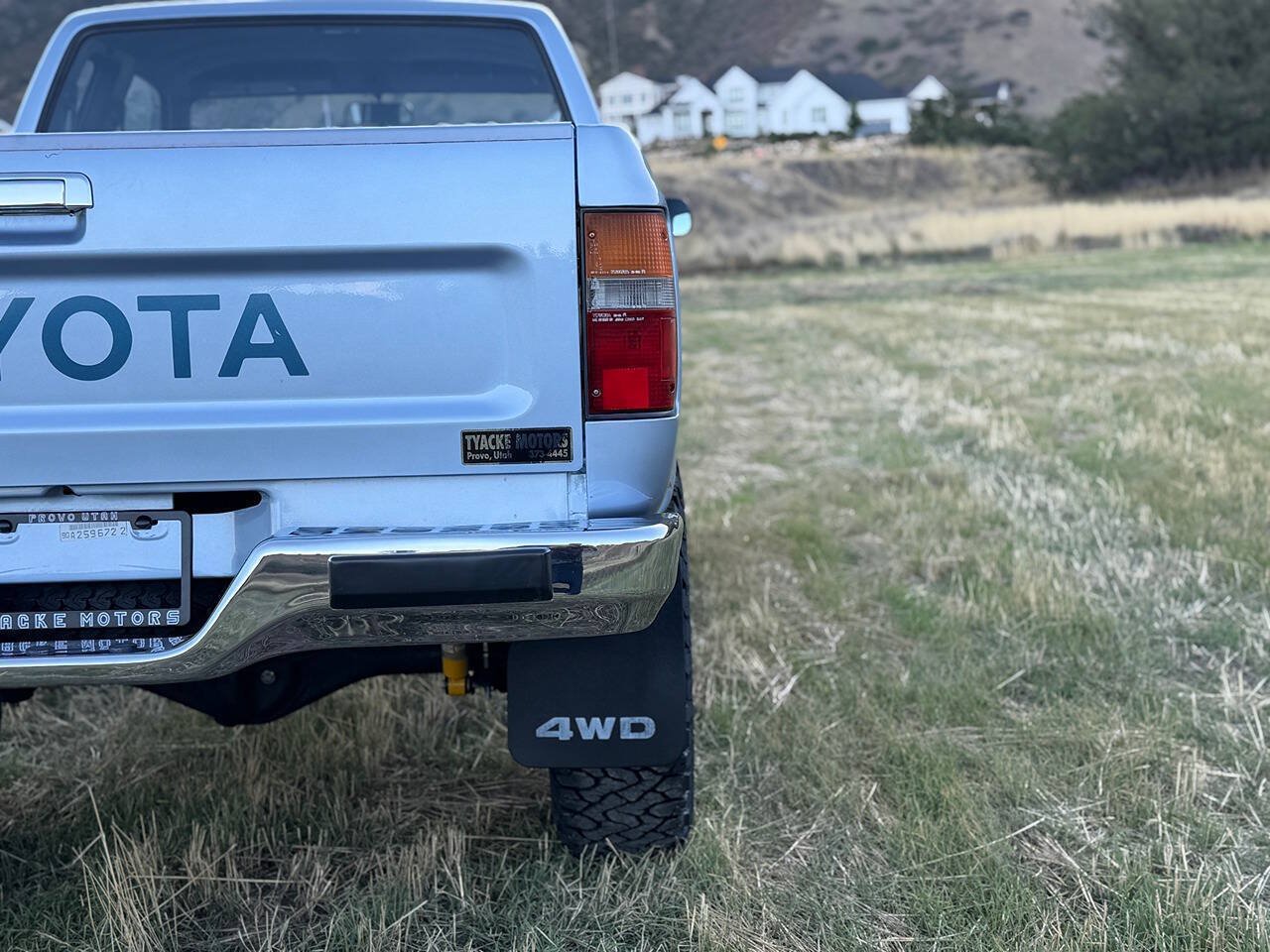 Used 1990 Toyota Pickup Deluxe AWD/4WD image 30