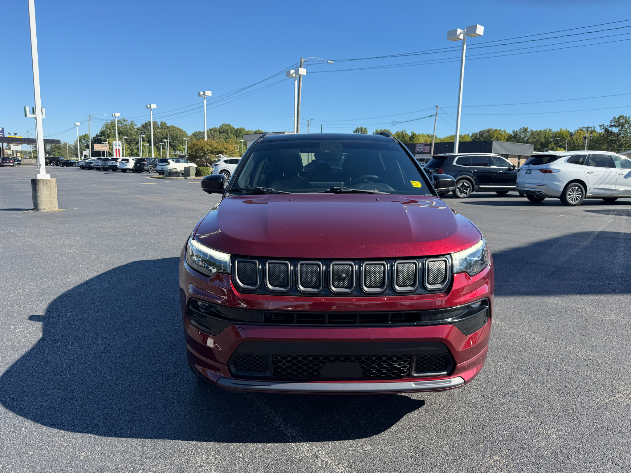 Used 2022 Jeep Compass High Altitude AWD/4WD image 2