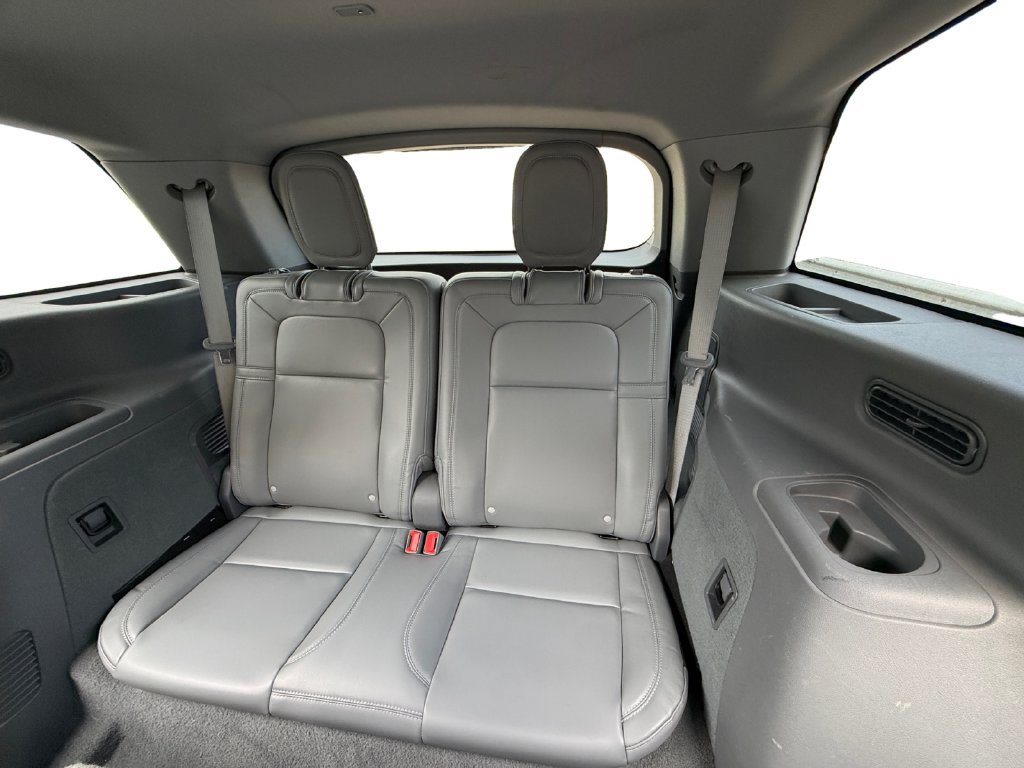 Used 2021 Lincoln Aviator Reserve w/ Elements Package Plus RWD image 21