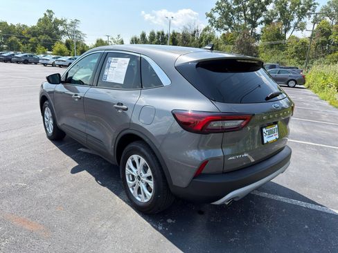 Used 2024 Ford Escape Active AWD/4WD image 4
