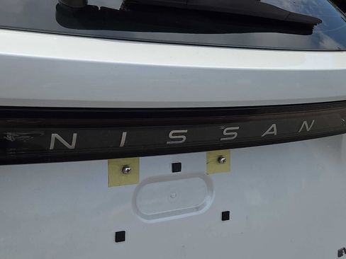 Used 2024 Nissan Ariya AWD image 29