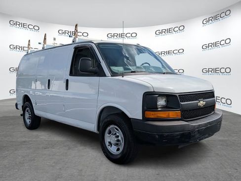 Used 2015 Chevrolet Express 2500 image 1