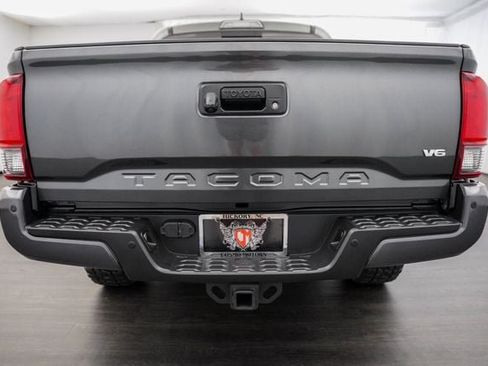 Used 2019 Toyota Tacoma TRD Sport w/ Technology Package RWD image 37