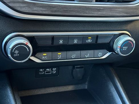 Used 2025 Nissan Altima 2.5 SV FWD image 22