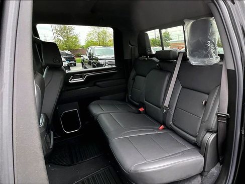 New 2026 Chevrolet Silverado 2500 LT w/ Z71 Chrome Sport Edition AWD/4WD image 15