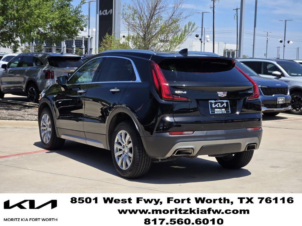 Used 2023 Cadillac XT4 Premium Luxury FWD image 3
