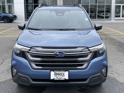 Used 2025 Subaru Forester Premium AWD/4WD image 12