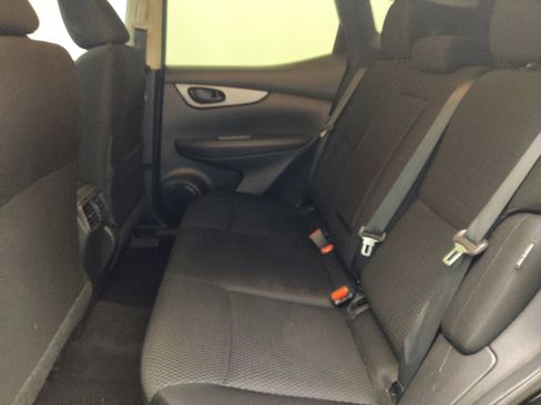 Used 2020 Nissan Rogue Sport S FWD image 18