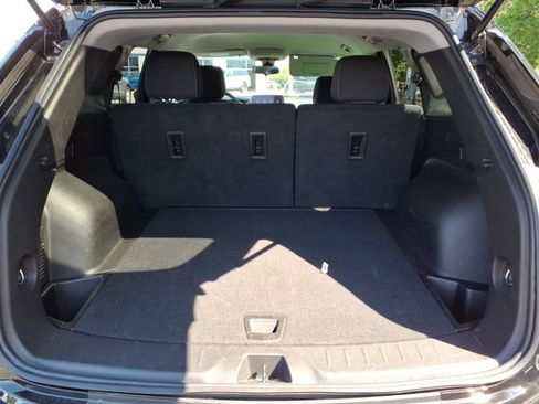 Used 2025 Chevrolet Blazer LT FWD image 29