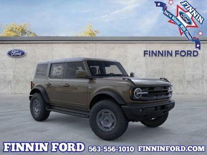 New 2025 Ford Bronco Outer Banks w/ Sasquatch Package