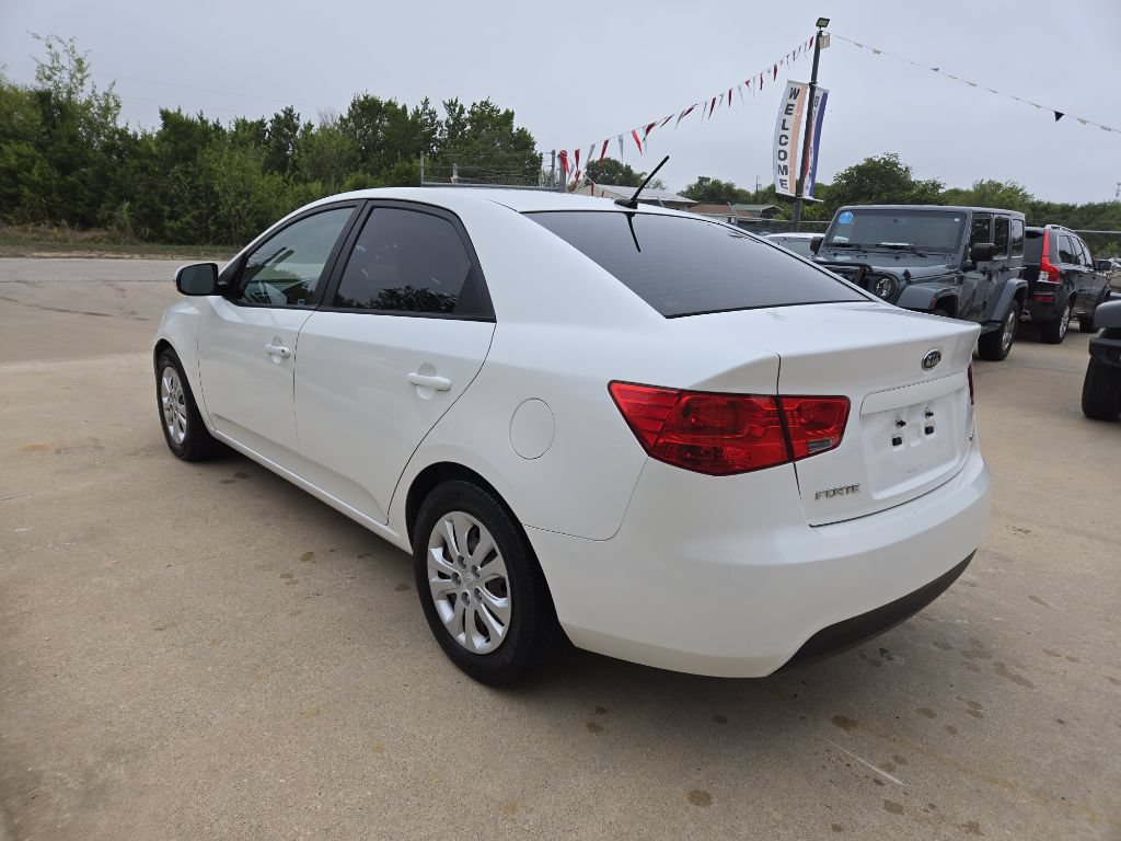Used 2011 Kia Forte EX FWD image 5