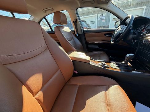 Used 2011 BMW 328i xDrive 328i xDrive Sedan 4D image 16