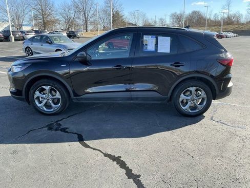 Used 2025 Ford Escape ST-Line image 8