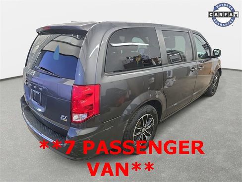 Used 2019 Dodge Grand Caravan GT image 5