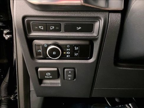 Used 2023 Ford F150 Lariat w/ Equipment Group 502A High AWD/4WD image 41