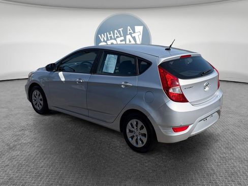 Used 2017 Hyundai Accent SE FWD image 6