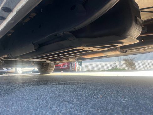 Used 2019 Nissan NV 2500 S image 22